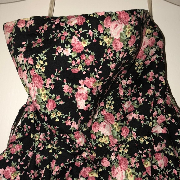 Floral strapless mini dress - Picture 3 of 4